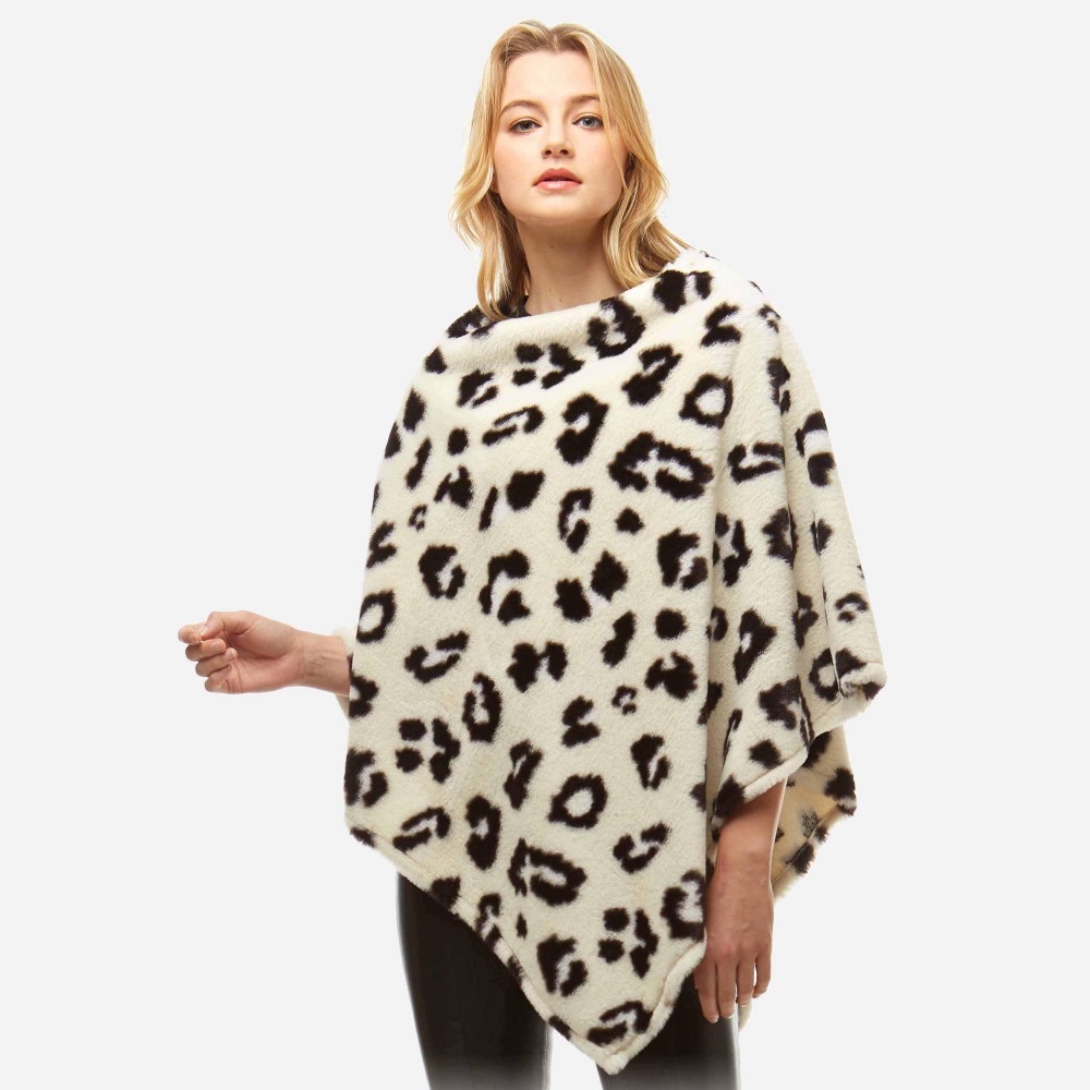 Women's Faux Fur Leopard Poncho